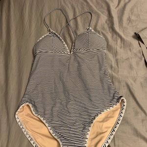 Cupshe striped one piece